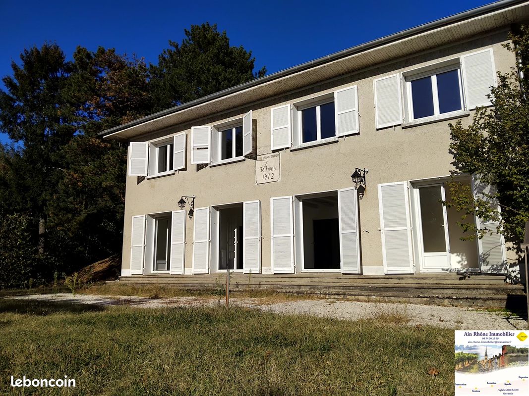 Maison 9 pièces 188 m² · à Limonest · 188 m² · 2 350 €/mois