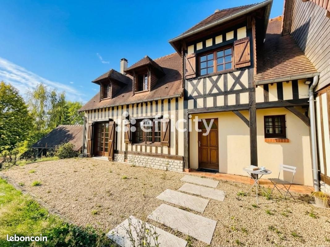 Maison 6 pièces 170 m² · à Livarot-Pays-d'Auge · 170 m² · 300 000 €