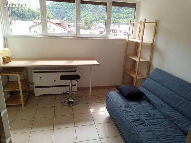 Joli petit studio plein centre