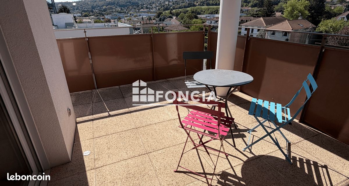 Appartement 4 pièces 84 m² · à Bourgoin-Jallieu · 84 m² · 1 100 €/mois