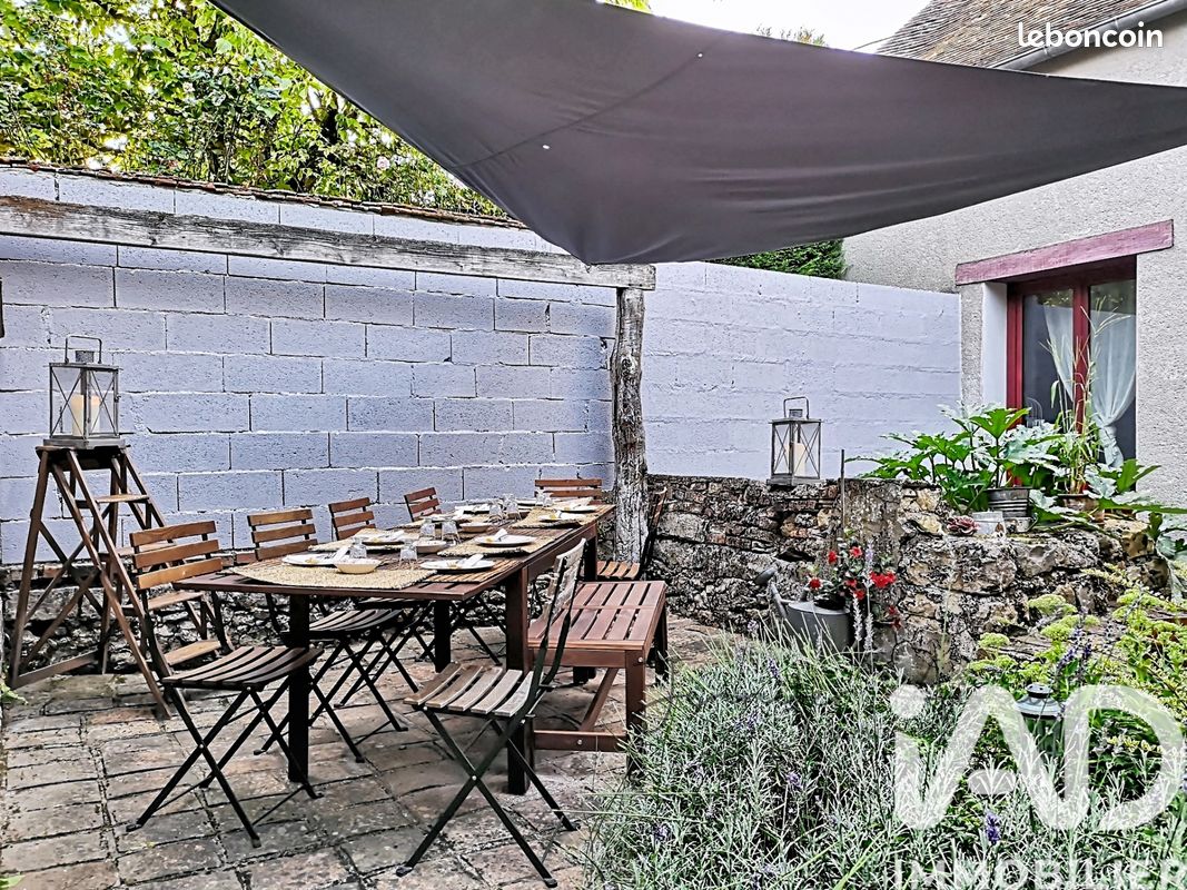 Maison 6 pièces 210 m² · à Montigny-Lencoup · 210 m² · 360 000 €