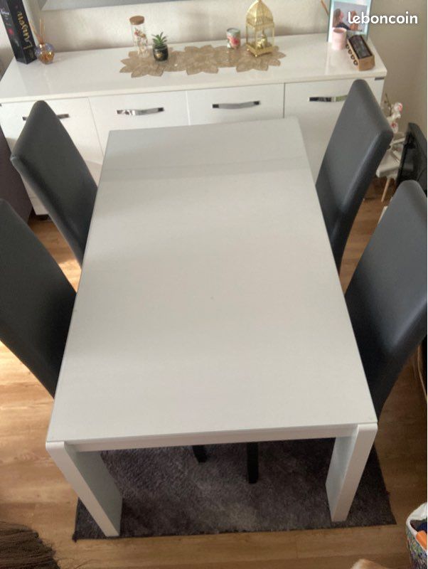 Table (image 1)