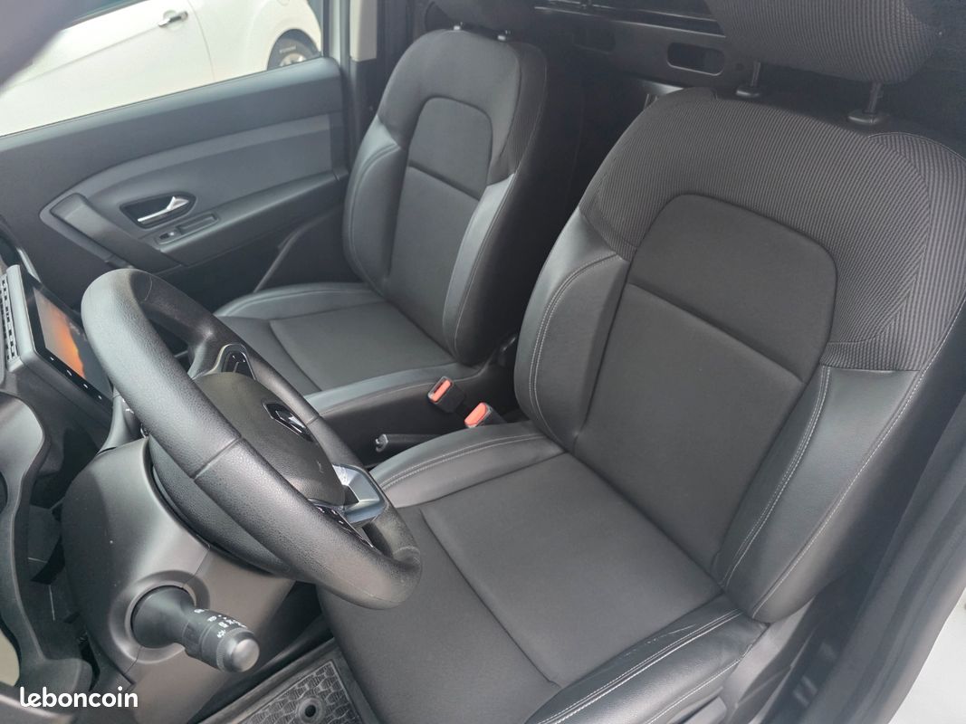 ✅renault kangoo van blue dci ⏩️95 ch grand confort⏩️ BOITE 6 VITESSES (image 7)