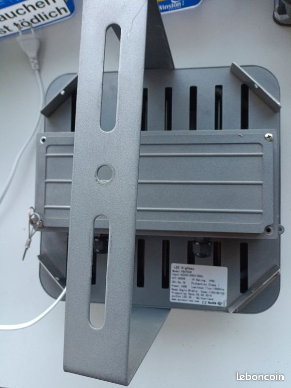 Projecteur LED 150W (image 2)