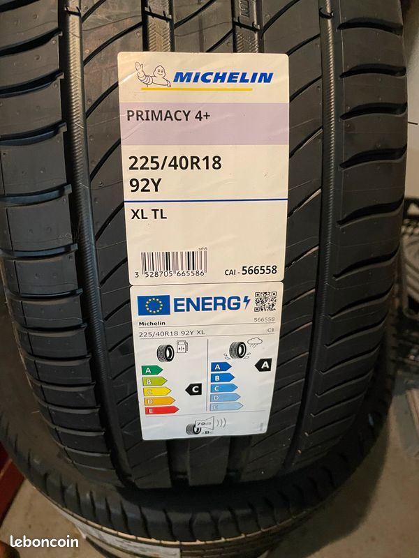 Pneus Michelin primacy 4+ 225 40 18 - Équipement auto