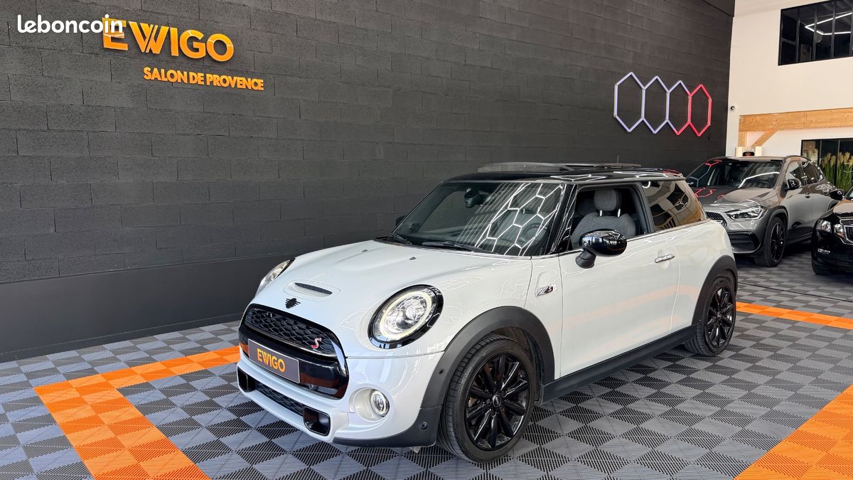 MINI MINI 2.0 192CH PACK JCW / TOIT OUVRANT / CARPLAY / GARANTIE 6 MOIs (image 1)