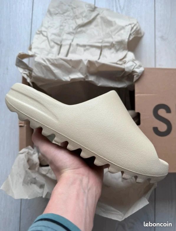adidas gazelle silver green womens Adidas Yeezy 500 Stone Salt main image 0