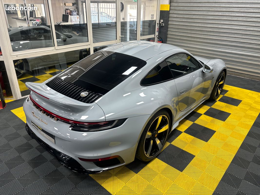 Porsche 911 992 turbo 550 cv Sport Classic 1042/1250 exemplaire toute options voiture neuve pas immatriculée origine France tva récupérables (image 5)