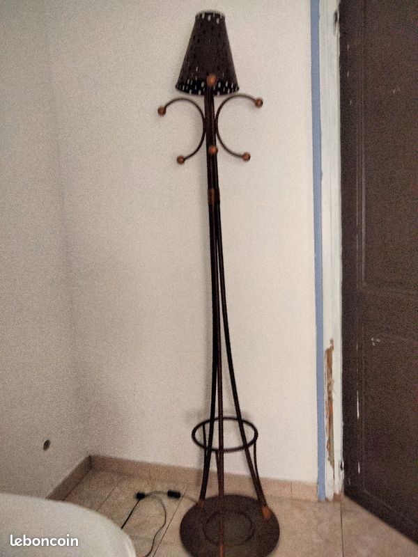 Porte Manteau et lampadaire Vintage de couleur cuivré (image 2)