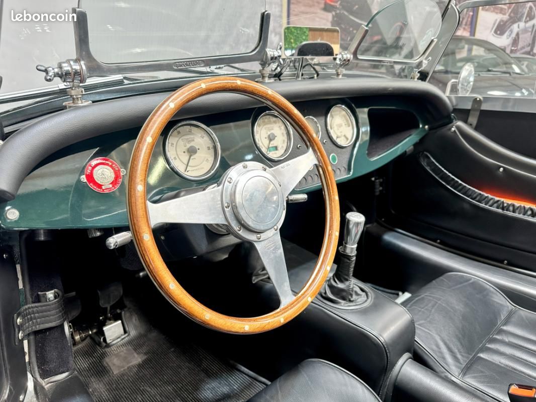 Morgan 4/4 1.8 Duratec 126ch BVM5 70th Anniversary (image 2)