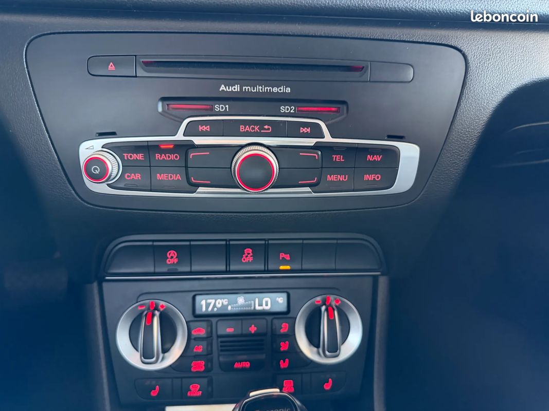 AUDI Q3 2.0 211ch Ambiente - Suivi Complet - Intérieur Cuir - Sièges Chauffants - Attelage (image 10)