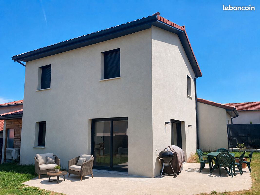 Maison 4 pièces 90 m² · à Grézieu-le-Marché · 90 m² · 995 €