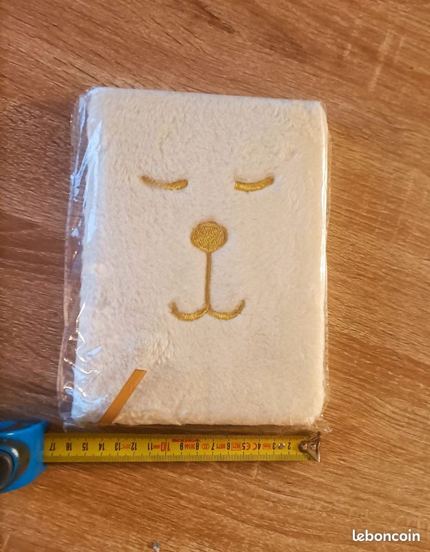 Carnet neuf fourrure (image 1)