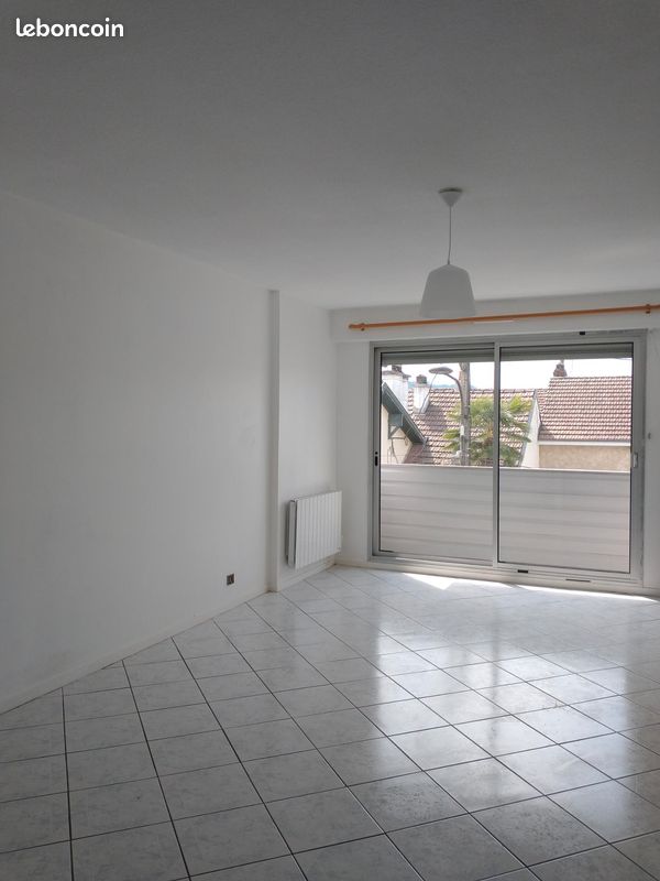 Appartement 3 pièces 67 m² · à Pau · 66,5 m² · 800 €
