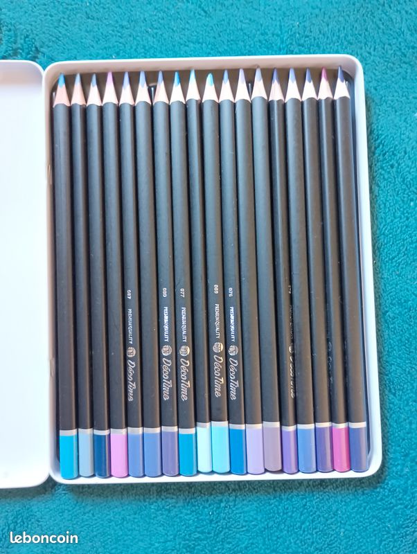 Lot de crayon de couleur (image 6)