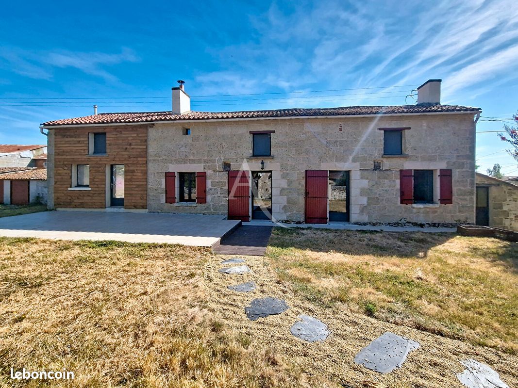 Maison 4 pièces 154 m² · à Doué-en-Anjou · 154 m² · 229 000 €
