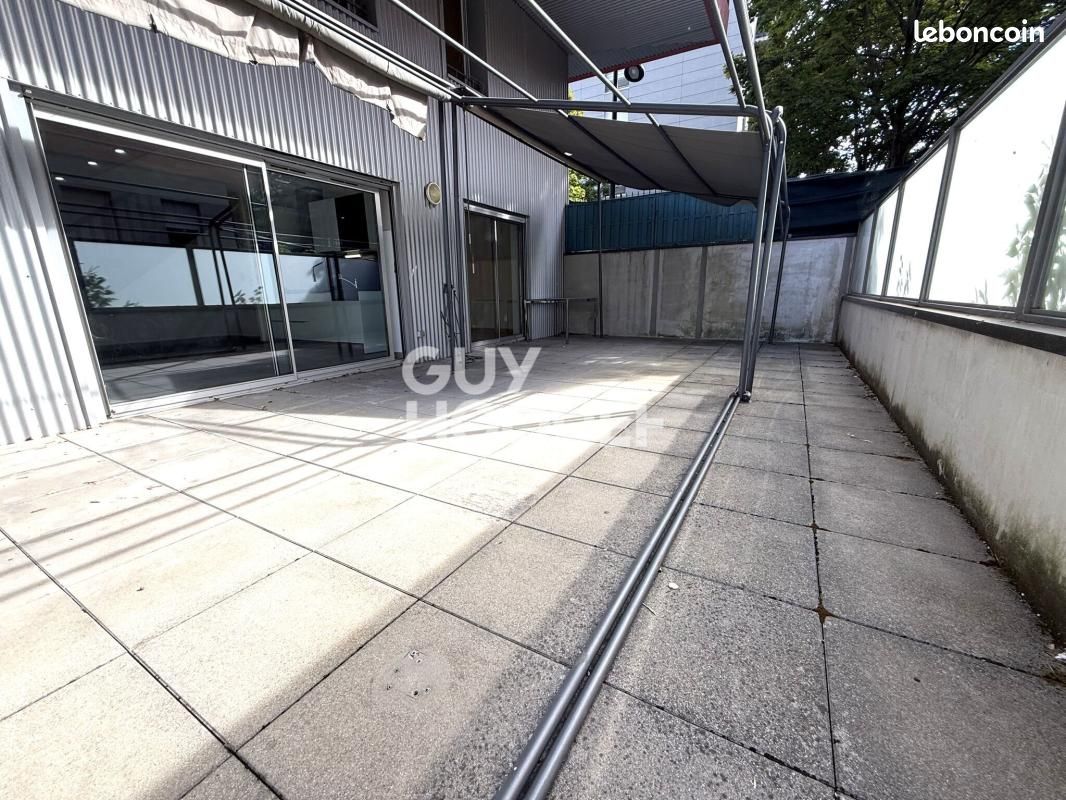 Appartement 5 pièces 97 m² · à Grenoble · 97 m² · 159 000 €