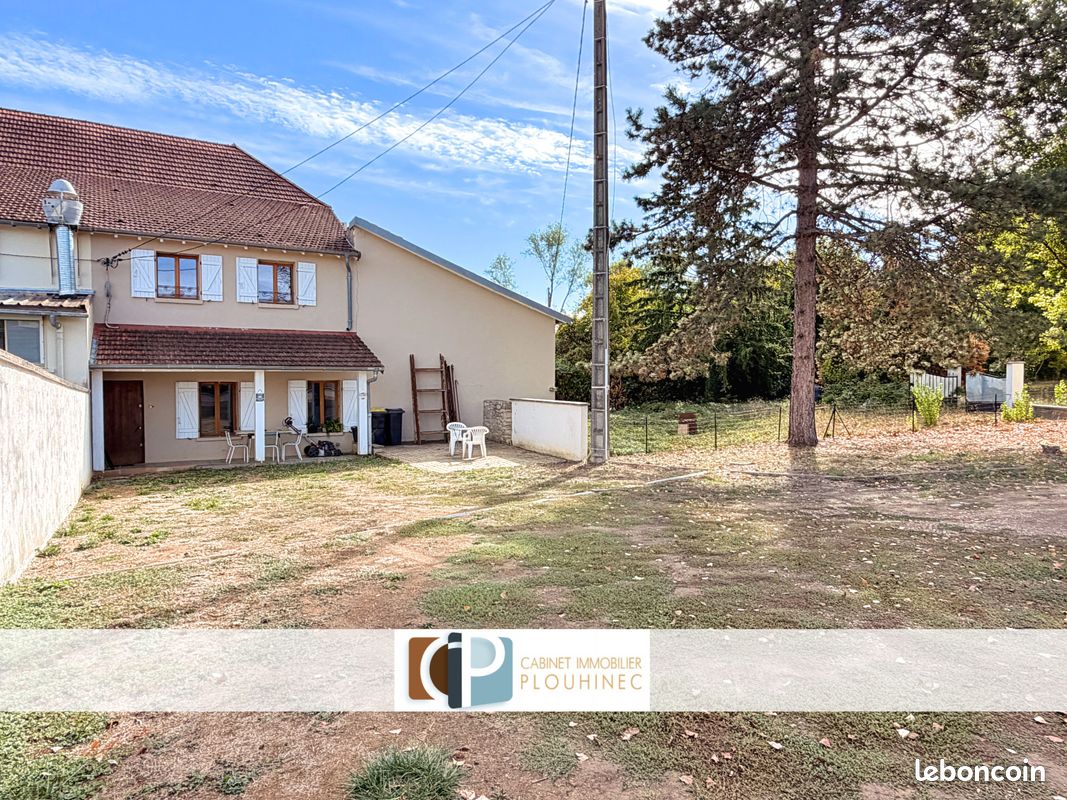 Maison 4 pièces 136 m² · à Uchizy · 136 m² · 175 000 €