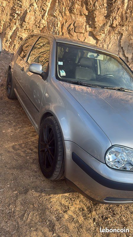 Volkswagen golf 4 tdi 90ch 2003 231000 (image 2)