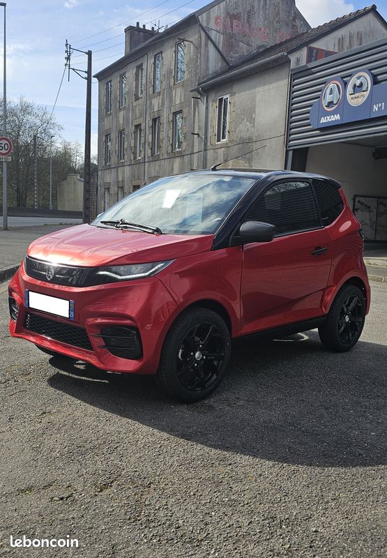 Voiture sans permis - AIXAM CITY SPORT 100% ELECTRIQUE - à partir de 14 ans - faible kilométrage (image 1)