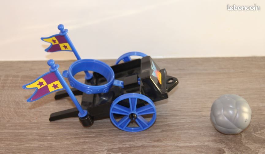Jouet chariot avec catapulte et projectile. Etat impeccable (image 2)