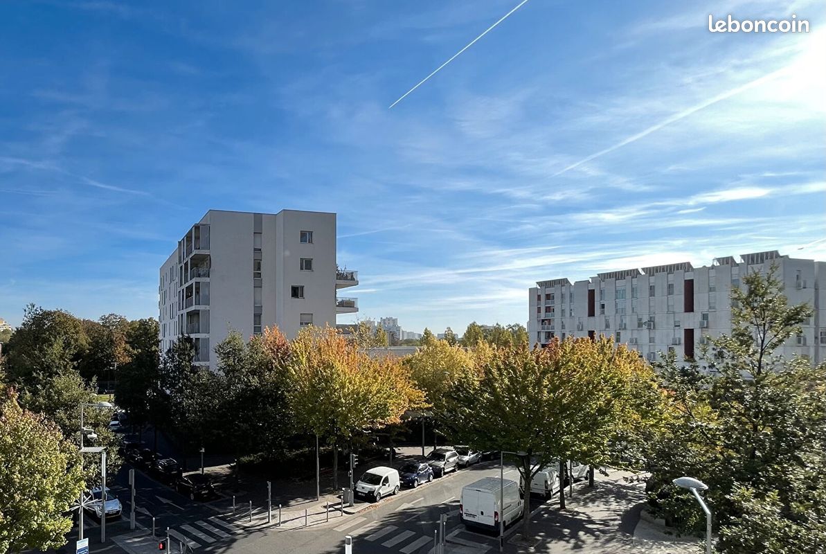 Appartement 3 pièces 60 m² · à Épinay-sur-Seine · 60 m² · 135 000 €