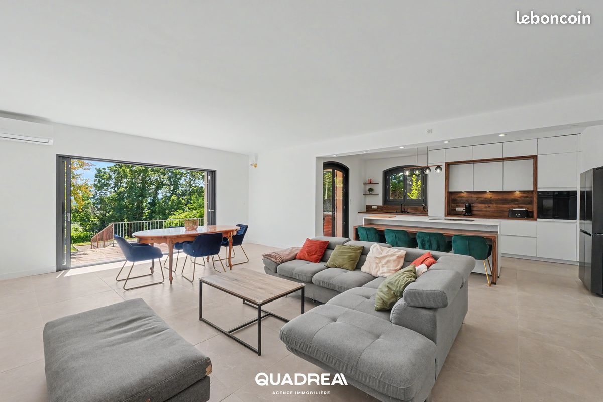 Maison 8 pièces 220 m² · à Gratentour · 220 m² · 445 000 €
