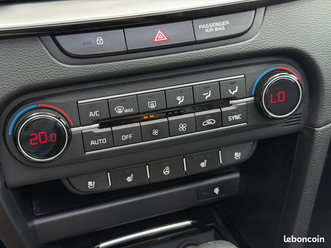 KIA XCEED 1.6 CRDi MHEV 136 DCT Premium (image 13)