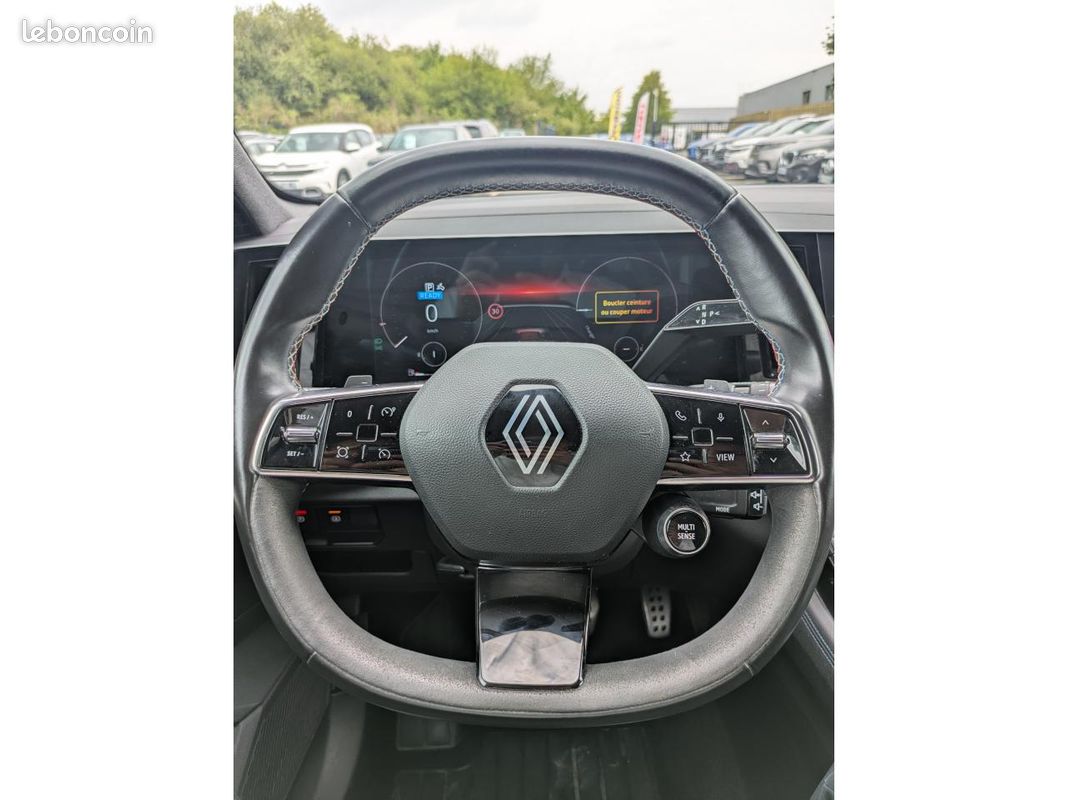 RENAULT AUSTRAL TECHNO ESPRIT ALPINE E-TECH HYBRID 200ch BVA (image 10)