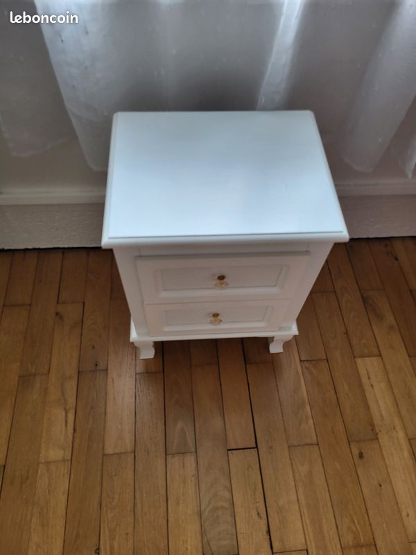 2 tables de chevet (image 4)