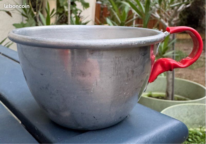 Ancienne tasse aluminium 1950 camping scoot (image 1)