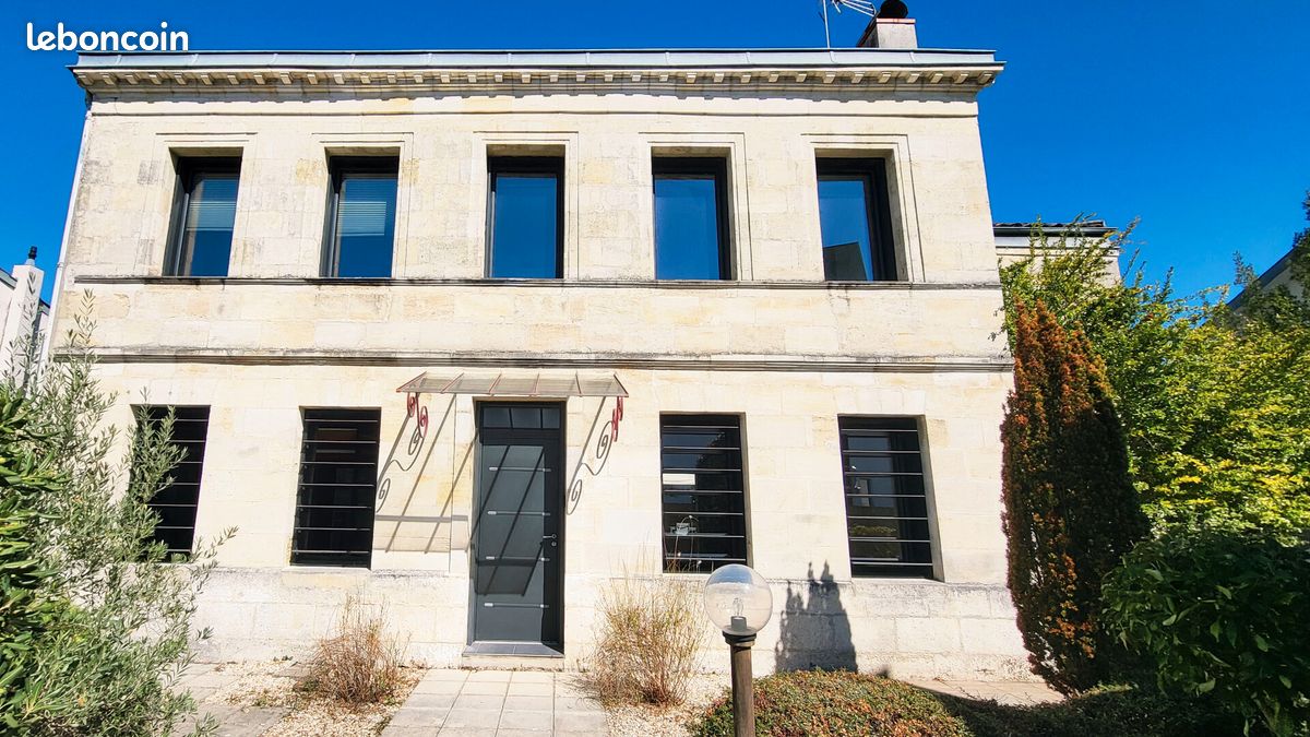 Maison 7 pièces 230 m² · à Bordeaux · 230 m² · 945 000 €