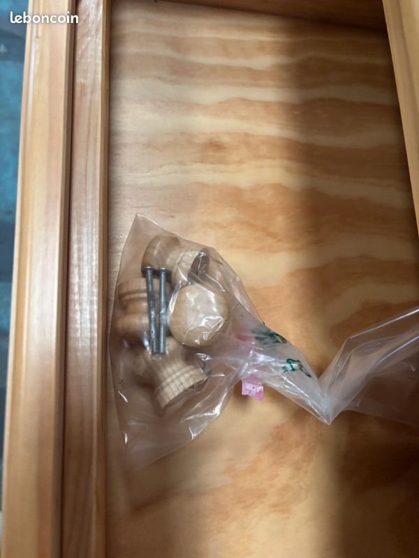 Vends meuble en pin rustique (image 3)