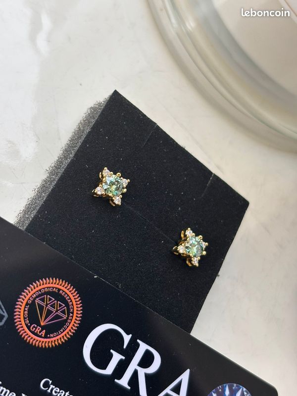 Boucles d'oreilles en argent plaqué or 18k avec diamant moissonite certifié gra (image 5)