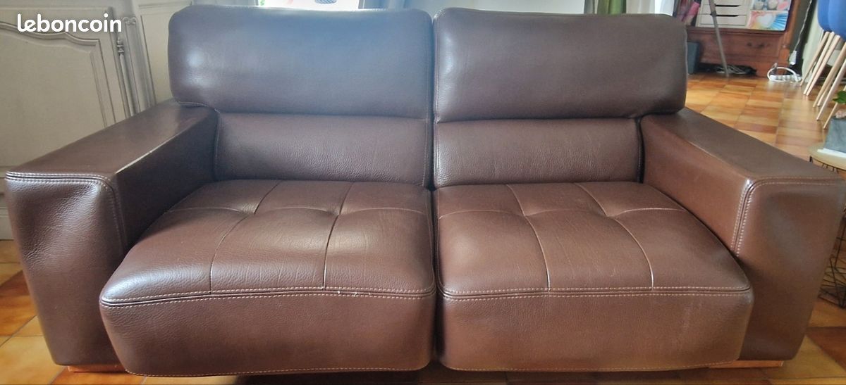 400 euros Lot 2 canapés cuir jandri URGENT (image 1)