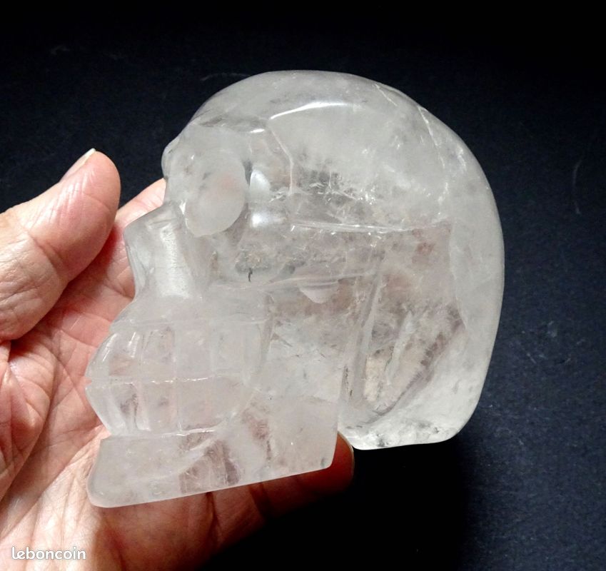 Crâne de cristal de roche 902g (image 3)