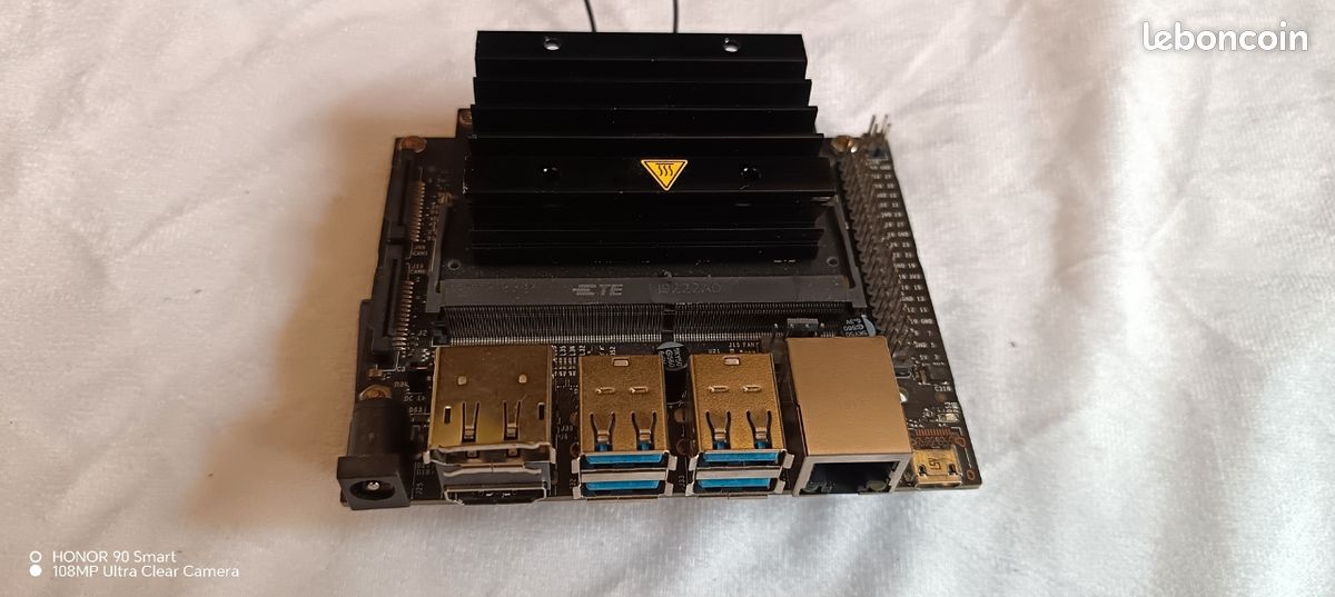 JETSON NANO Développeur Kit, 4 GB RAM (image 1)