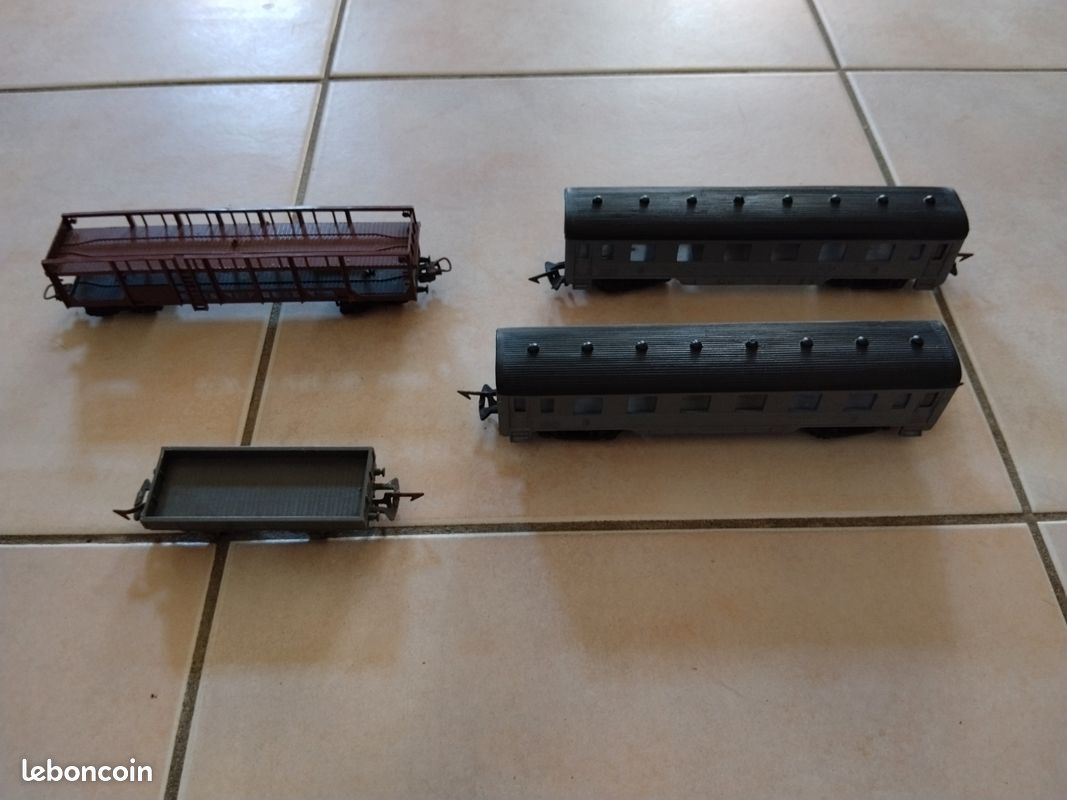 Train ho (image 1)