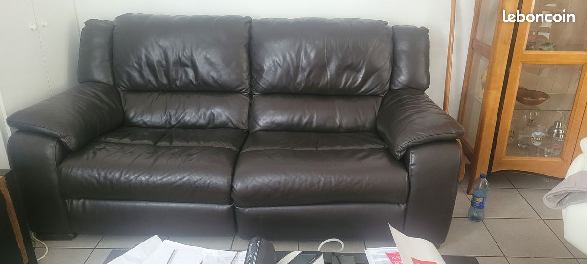 Vends canapé en cuir (image 1)