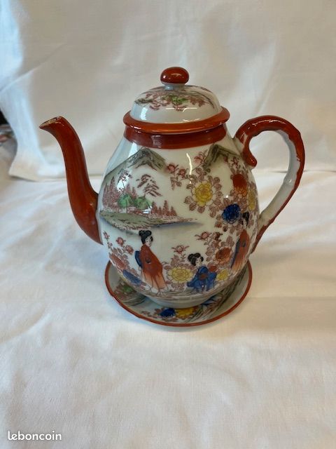 Service à thé japonais en céramique, peint à la main. Joli décor japonais, années 80 (image 2)