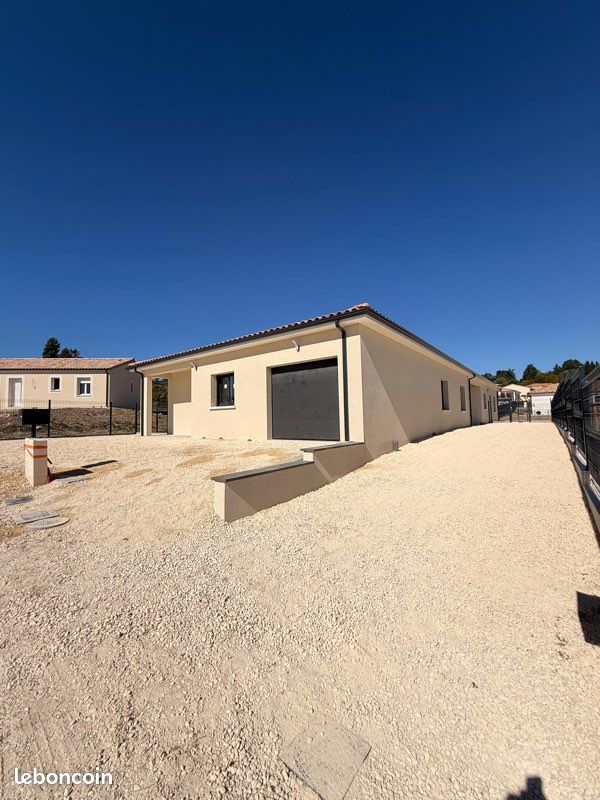 Maison 4 pièces 99 m² · à Champcevinel · 99 m² · 1 350 €/mois