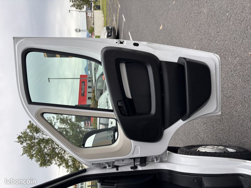 Peugeot BOXER FG 16 658 HT Boxer Ducato jumper 2.2 Hdi 140 ch L2H1 Asphalt / Ecran / Climatisatio (image 14)