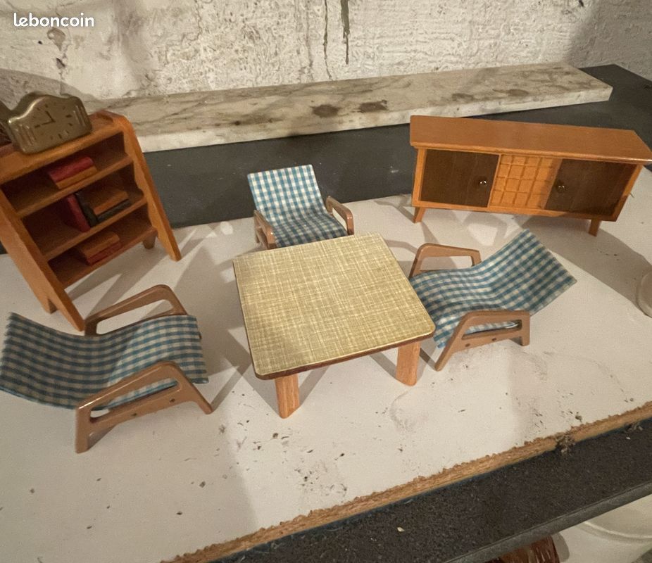 Grande Maison De Poupée Ancienne En Bois Avec Mobilier - 23 Pièces - Années 1950