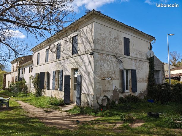 Maison 4 pièces 235 m²