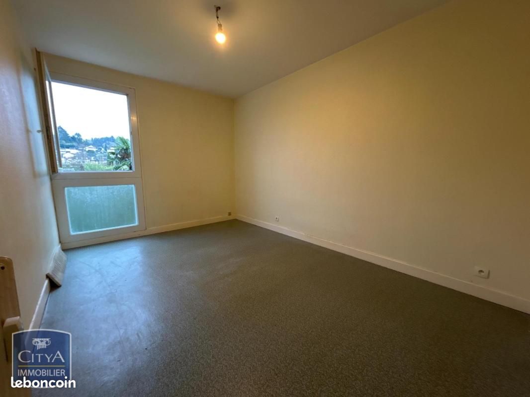 Appartement a louer brive-la-gaillarde - 2 pièce(s) - 44 m2 - Surfyn