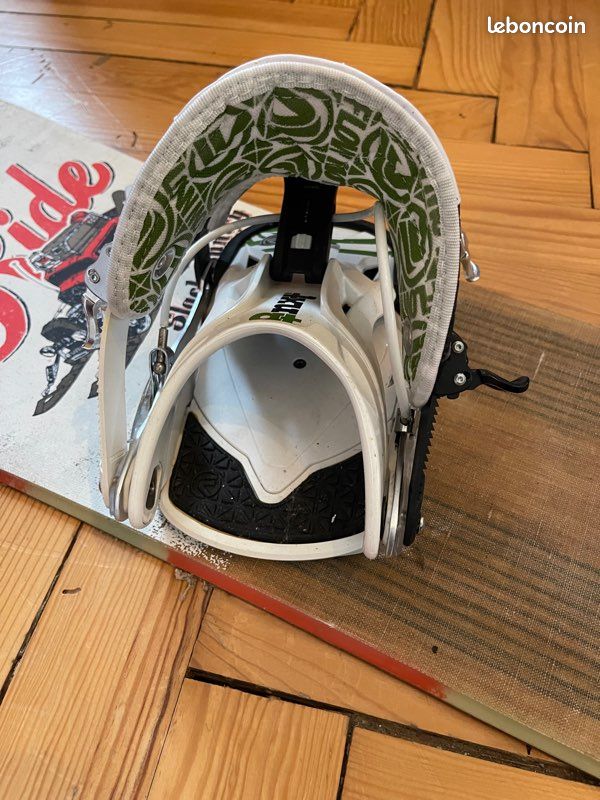 Snowboard (image 2)