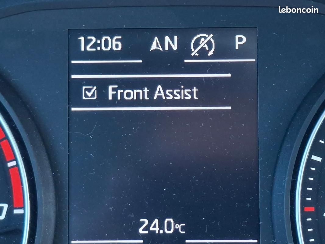 Seat Arona 1.0 EcoTSI 110 ch Start/Stop DSG7 Style (image 12)