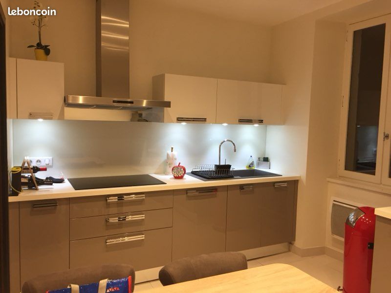 Appartement 4 pièces 100 m² · à Aix-les-Bains · 100 m² · 1 360 €/mois