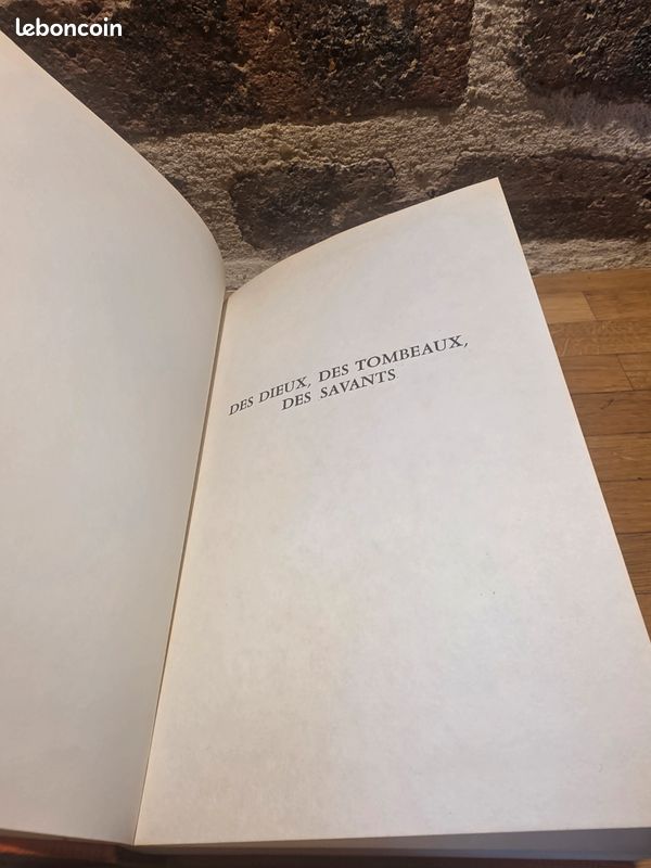 Livre de ceram des dieux des tombeaux des savants vue de cote — LBC AT'Brocante Troyes