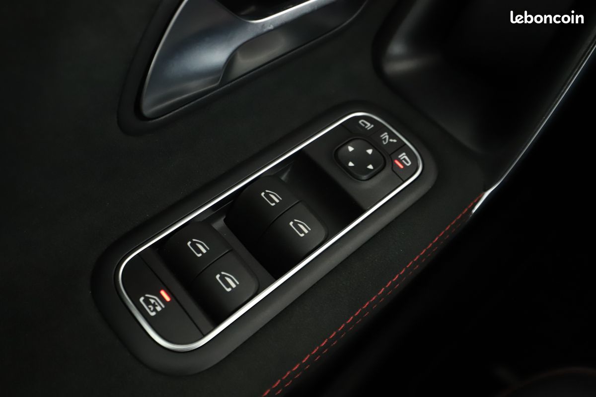 Mercedes-Benz Classe A 180 AMG Line 7G-DCT 136 ch (image 25)